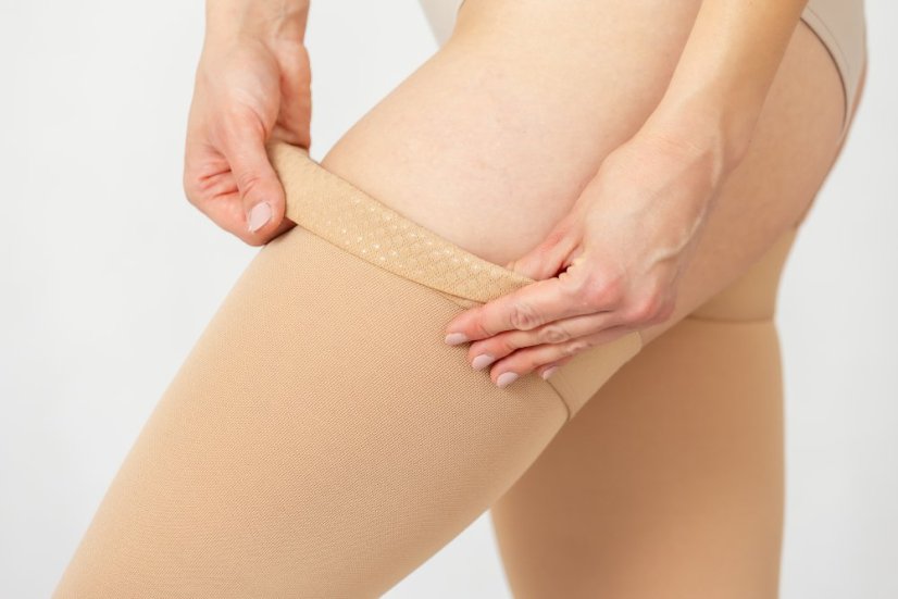 Pančuchy zdravotné kompresívne stehenné G93117 - Materiál: Polyamid, Farba: Čierna, Špica: Otvorená, Veľkosť: S