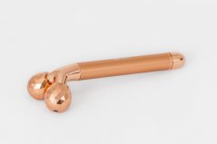 Masážny 3D vibrujúci prístroj na tvár QMED