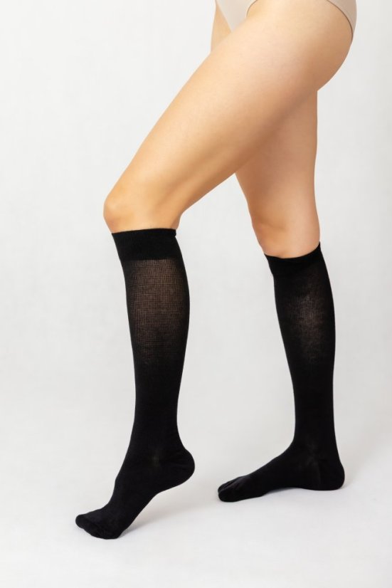 Podkolienky zdravotné kompresívne G93116 - Materiál: Polyamid, Farba: Čierna, Špica: Otvorená, Veľkosť: XL