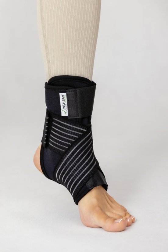 Stabilizátor členkového kĺbu- nasúvací so spevnením J93126 - Veľkosť: XL